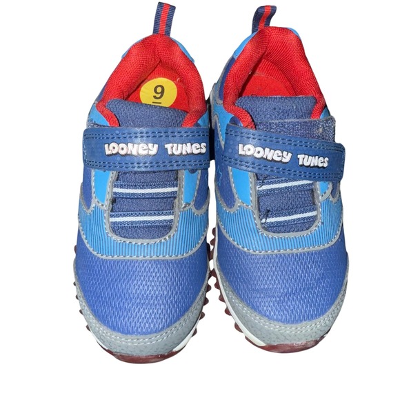 Looney Tunes Boys Girls Blue Red Bugs Bunny Light Up Sneakers Size 9 Toddler - Picture 2 of 7